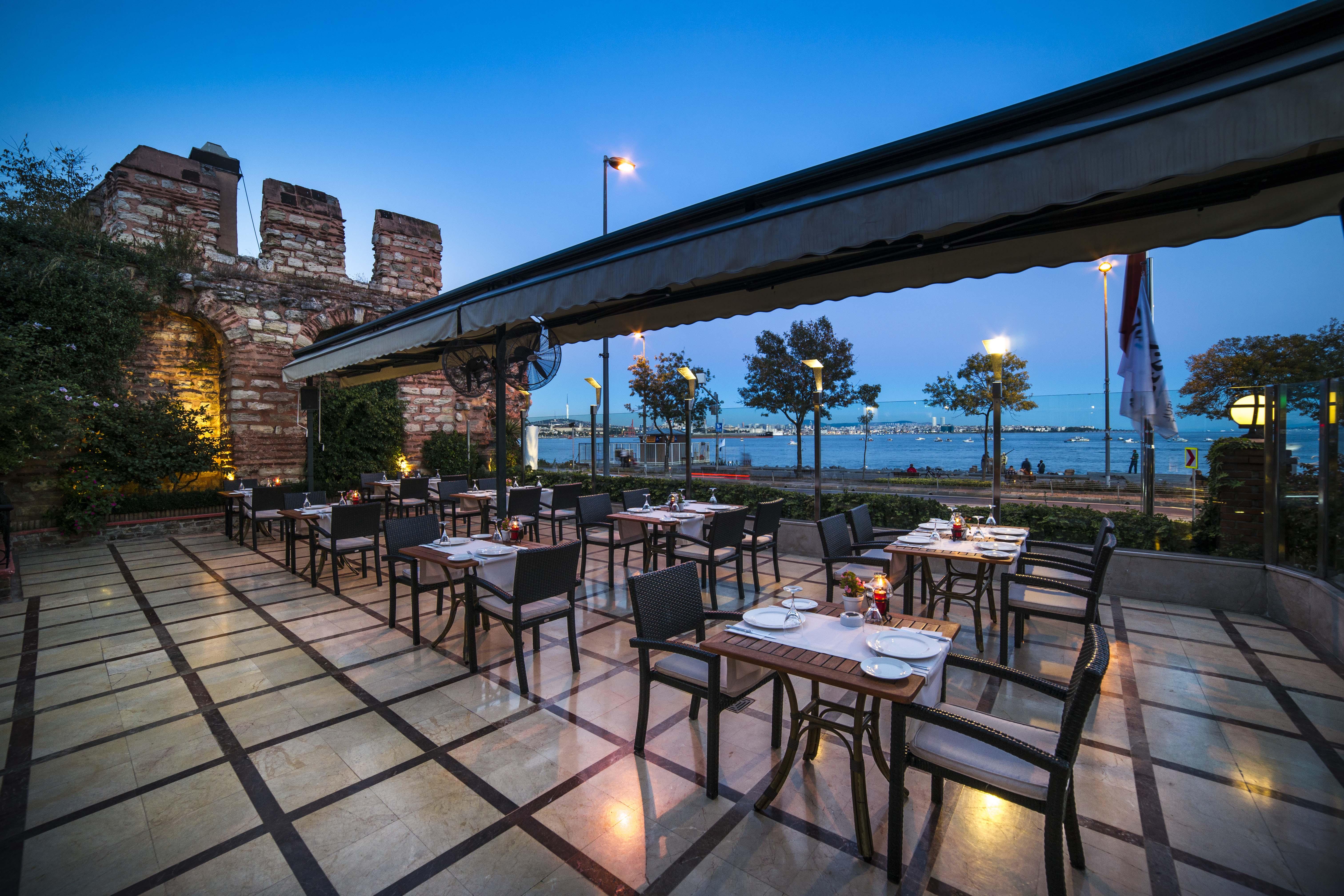 Radisson Hotel Istanbul Sultanahmet Bagian luar foto