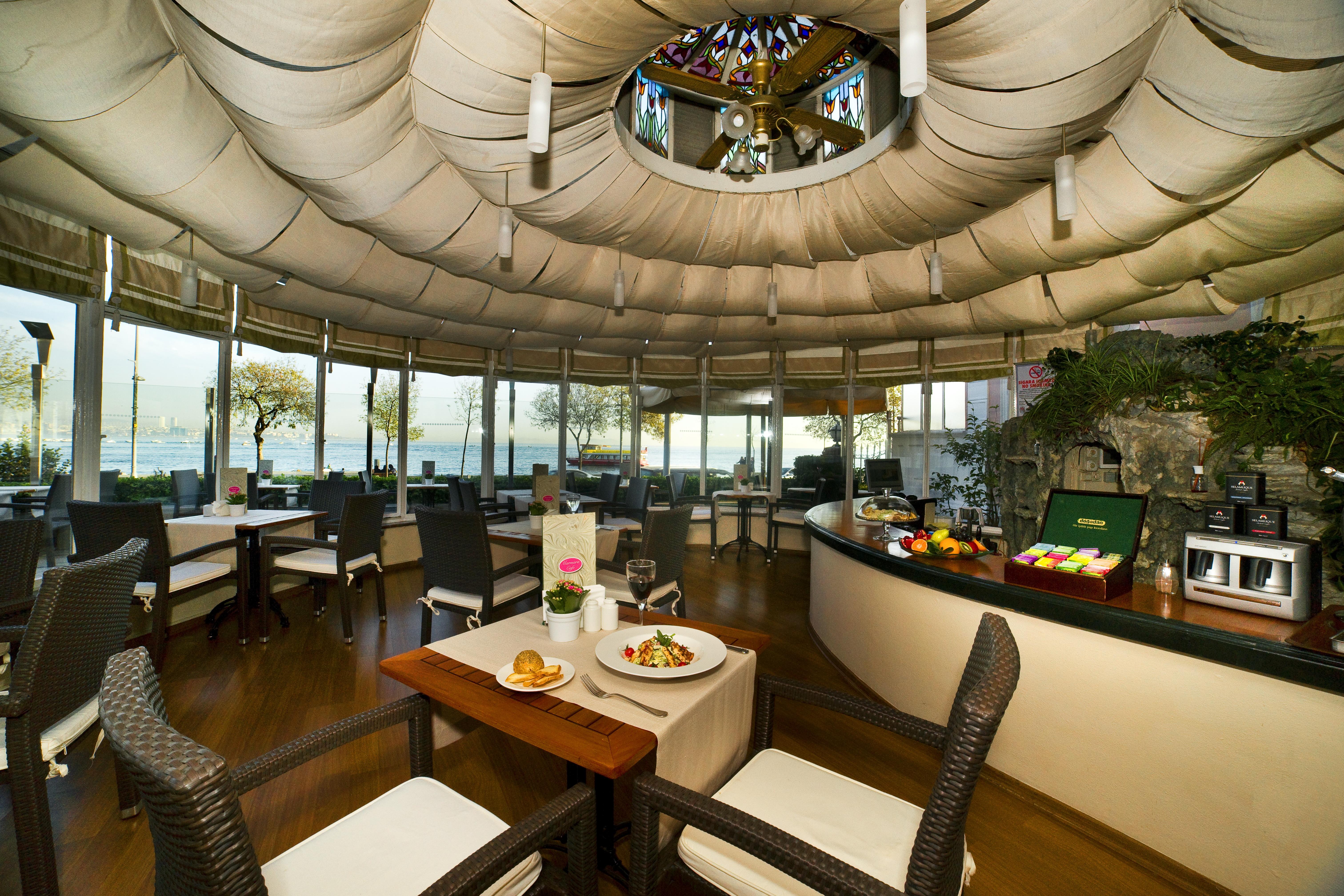 Radisson Hotel Istanbul Sultanahmet Bagian luar foto