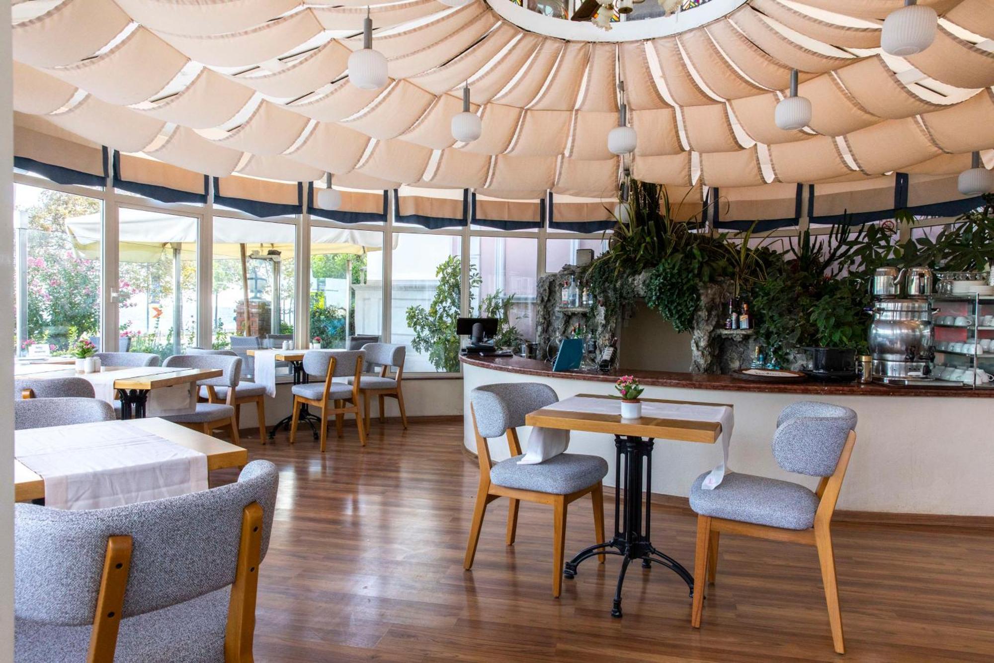 Radisson Hotel Istanbul Sultanahmet Bagian luar foto